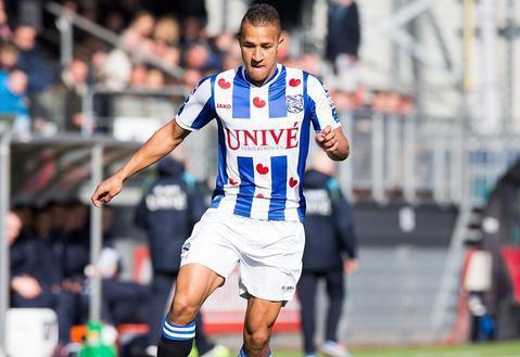 以雷霆之势 以雷霆之势